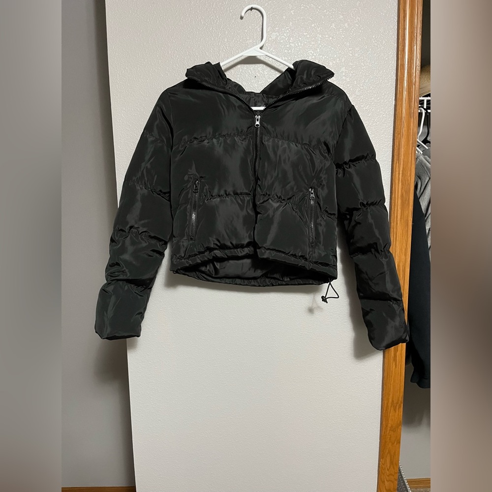 Amazon Cropped Puffer Jacket